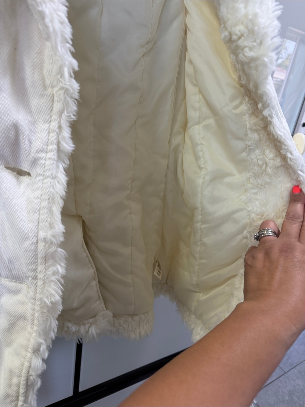 DKNY Jeans Cream Quilted sleeveless Jacket - Cream - Picture 11 of 15
